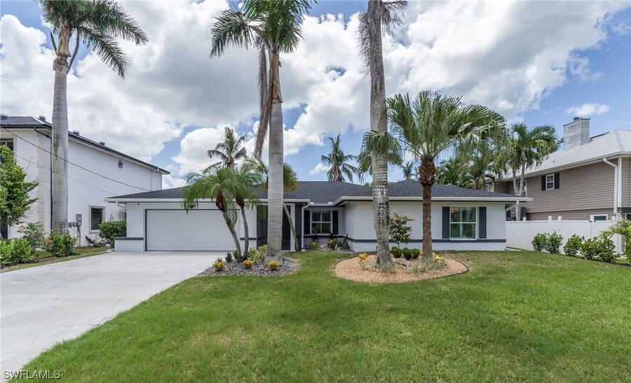 Property photo for 11691 Isle Of Palms Drive, Fort Myers Beach, FL