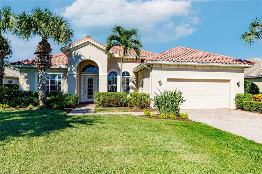 Property photo for 11945 Heather Woods Ct, Naples, FL
