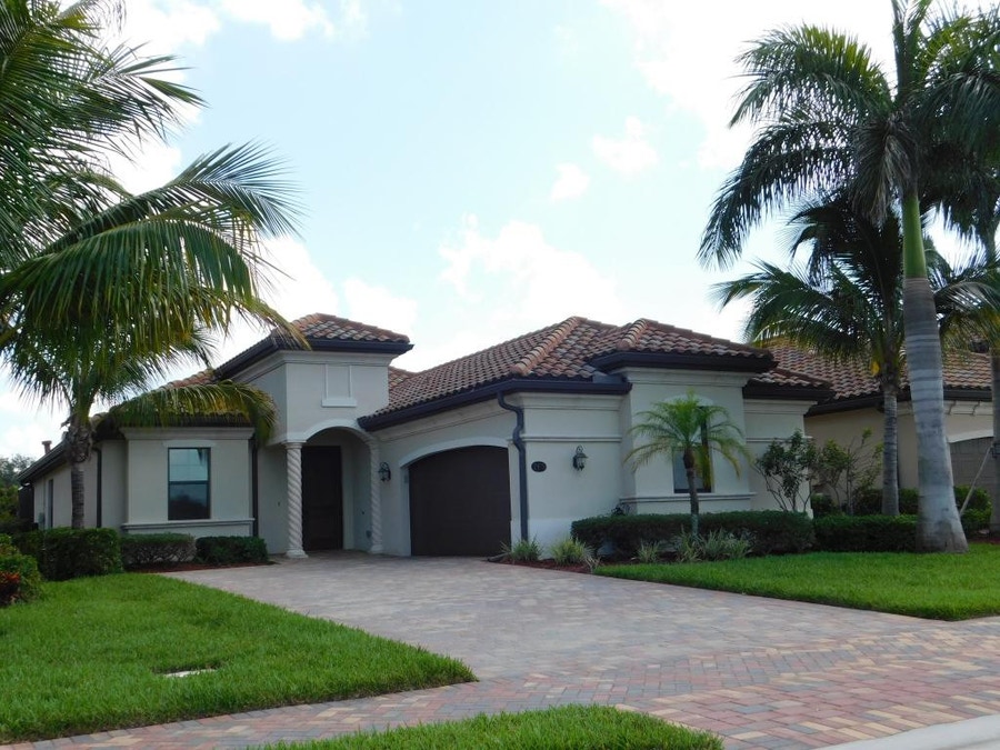 Property photo for 2870 AVIAMAR CIRCLE, Naples, FL