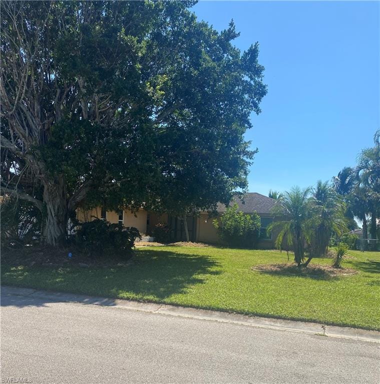 Property photo for 1518 Woodwind Ct, Fort Myers, FL