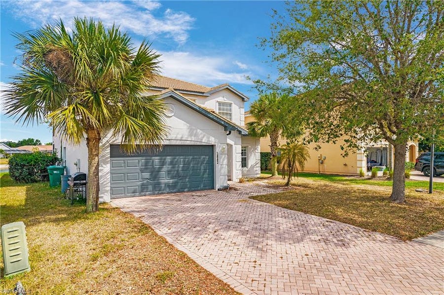 Property photo for 2882 Inlet Cove Ln W, Naples, FL