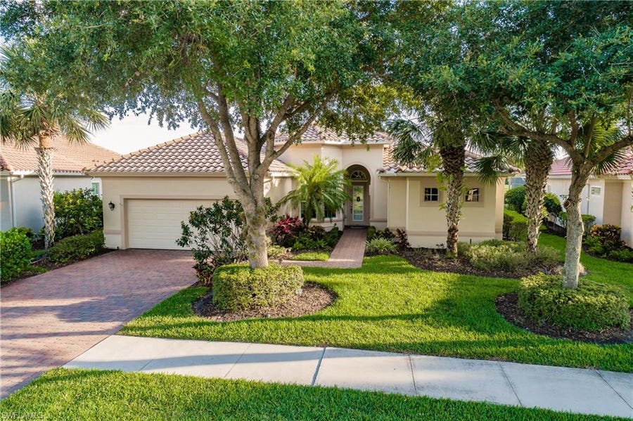 Property photo for 11970 Heather Woods Ct, Naples, FL