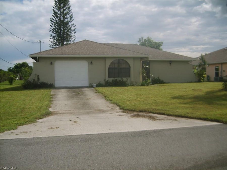 Property photo for 718 SW 35th Street, Cape Coral, FL