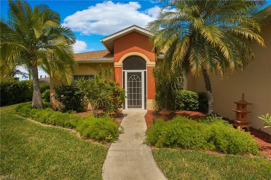 Property photo for 971 Murcott Dr, Naples, FL