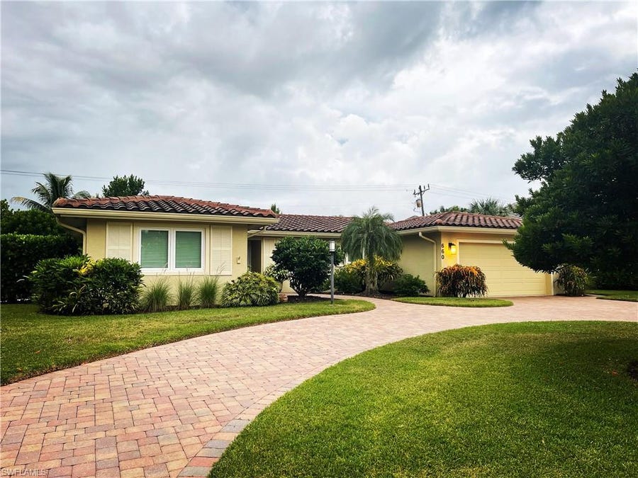 Property photo for 660 Wedge Dr, Naples, FL