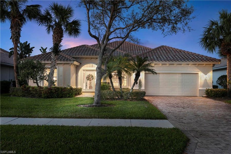 Property photo for 11905 Heather Woods Ct, Naples, FL