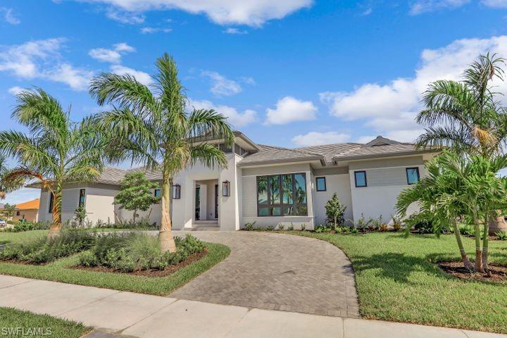 Property photo for 950 Bonita Ct, Marco Island, FL