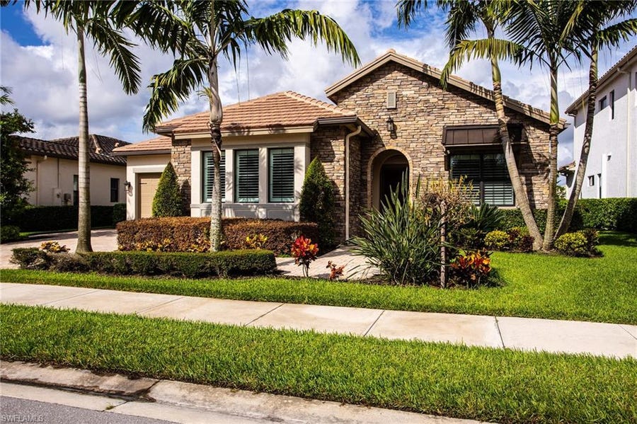 Property photo for 9461 Greenleigh Ct, Naples, FL