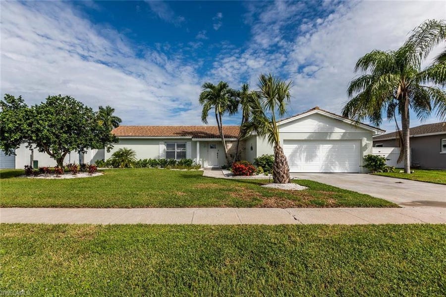 Property photo for 1262 Bluebird Ave, Marco Island, FL