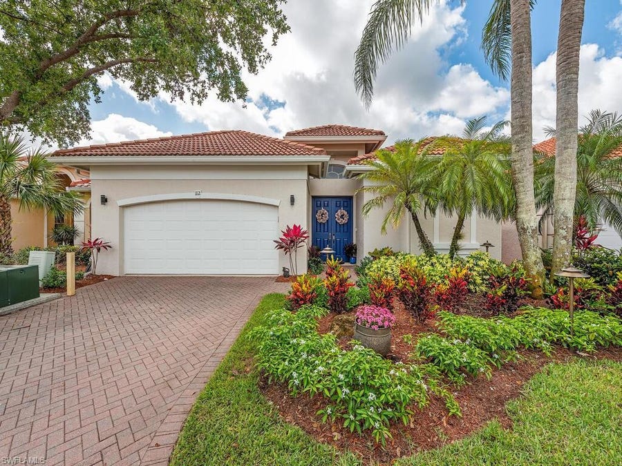 Property photo for 112 April Sound Dr, Naples, FL