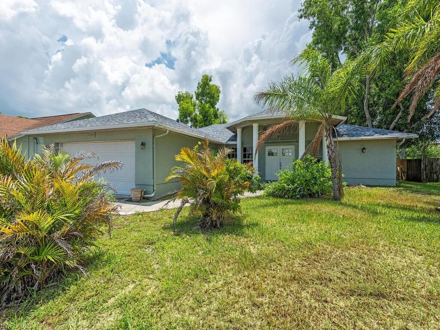 Property photo for 17149 Oriole Rd, Fort Myers, FL