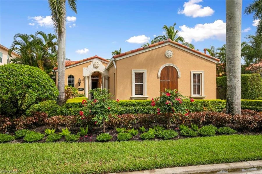 Property photo for 8536 Bellagio Dr, Naples, FL