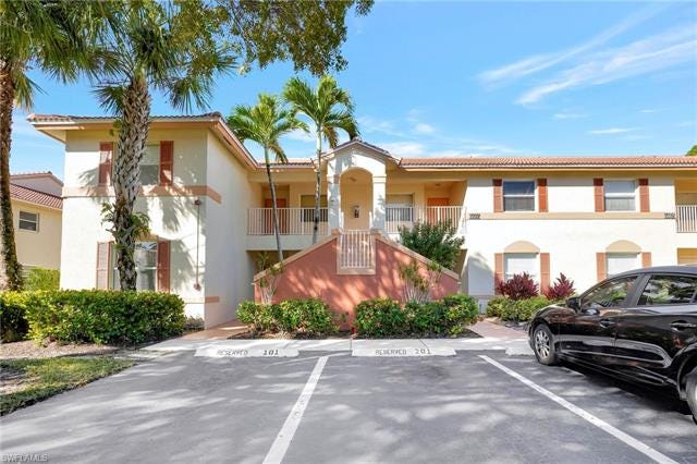 Property photo for 6665 Huntington Lakes Cir, #202, Naples, FL