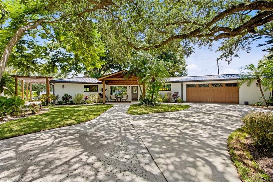 Property photo for 9856 Tonya Ct, Bonita Springs, FL