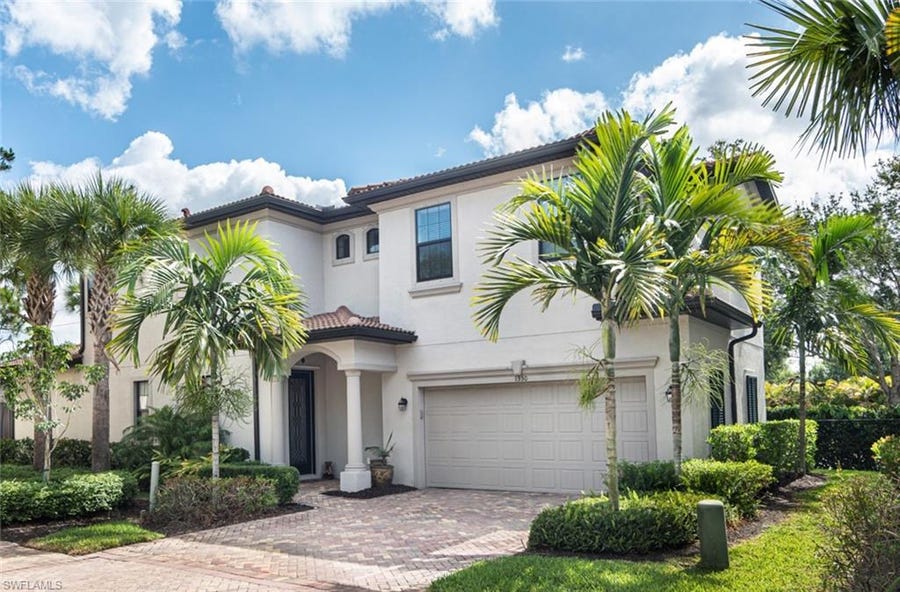 Property photo for 1330 Oceania Dr N, Naples, FL