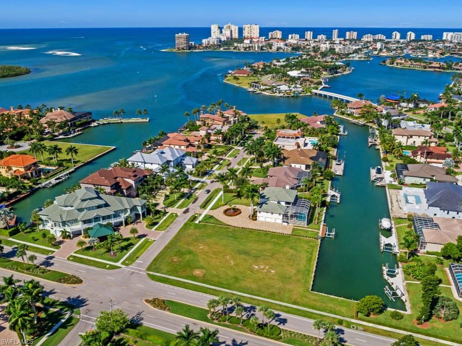Property photo for 1598 Heights Ct, Marco Island, FL
