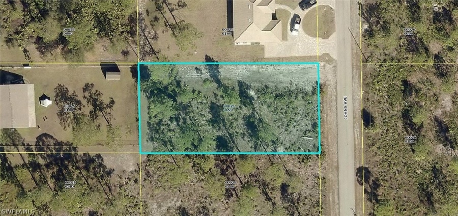 Property photo for 605 Johns Avenue, Lehigh Acres, FL