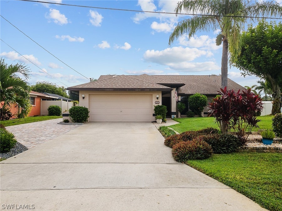 Property photo for 929 SE 23rd Avenue, Cape Coral, FL