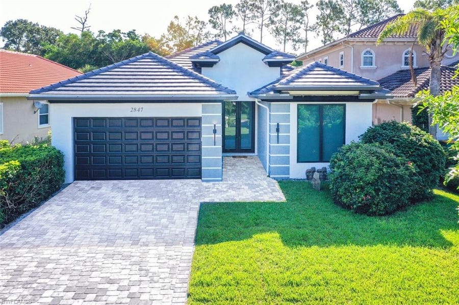 Property photo for 2847 Coco Lakes Dr, Naples, FL